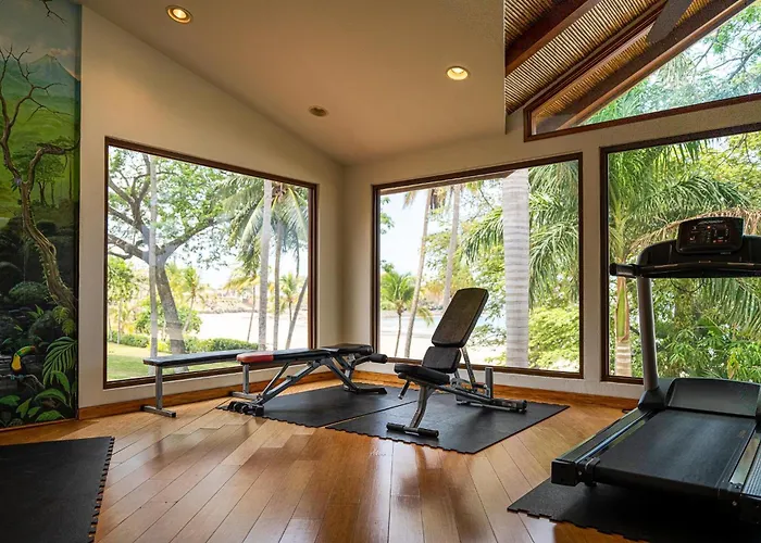 Palms 23 Luxury Beachfront *