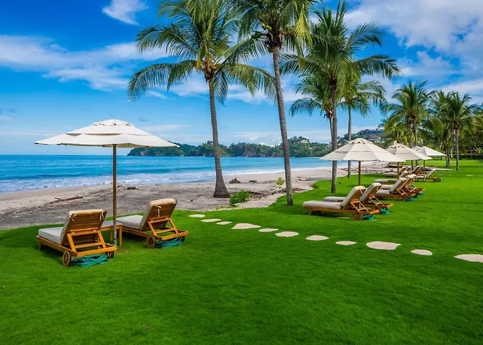 Villa Palms 23 Luxury Beachfront *