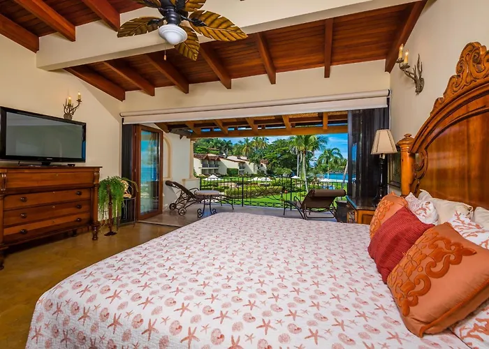 Palms 23 Luxury Beachfront *